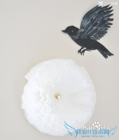 礼物包装方法之白色小花