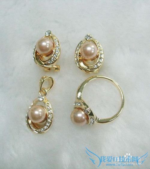 3.8妇女节送给老婆什么礼物好?