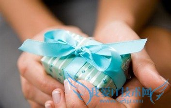 送给老人什么礼物好