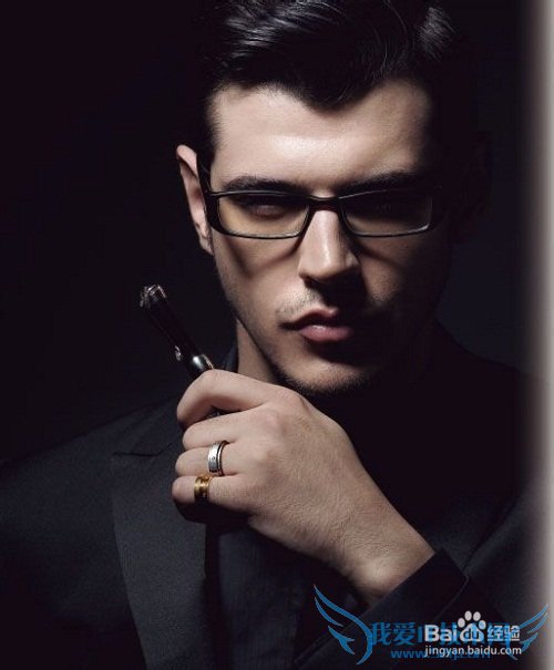 情人节女孩子送男孩子什么礼物好