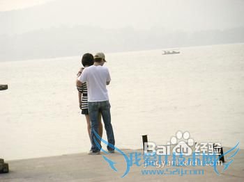 圣诞节送女朋友什么礼物