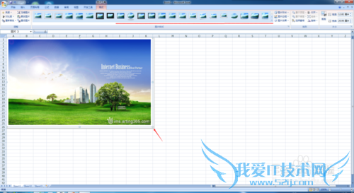 Excel表格如何插入背景和图片