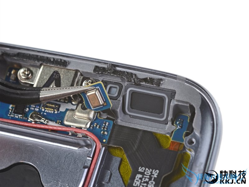 三星Galaxy S7完全拆解:最美手机最怕摔