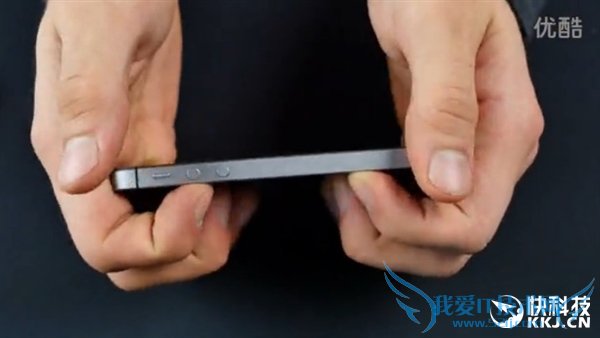 失望!iPhone 5SE防水、掰弯测试:太脆弱了