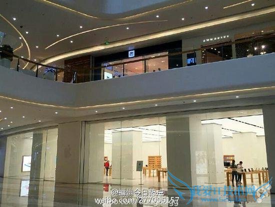 福州苹果店开业:果粉自带枕头排队 现场挤爆