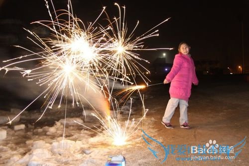 燃放鞭炮时一旦被炸伤样怎么正确处理?