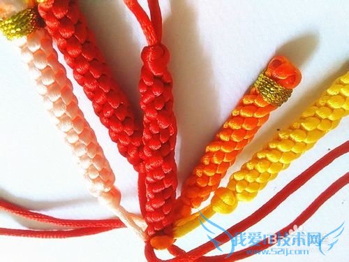 如何做新年喜庆吉祥鞭炮