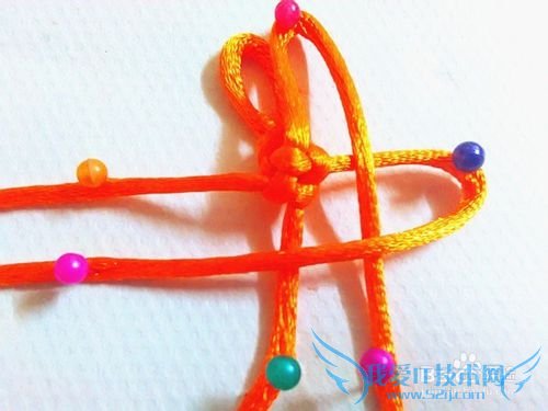 如何做新年喜庆吉祥鞭炮