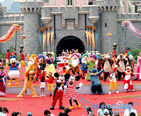 ? ÁùÒ»¶ùͯ½Ú»î¶¯´øÐ¡º¢È¥ÄĶù