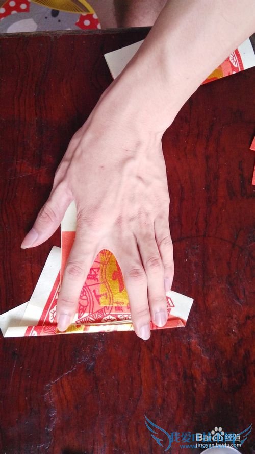 如何折四通佛冠