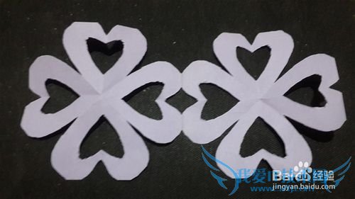 新年窗花四连心剪纸