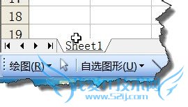 Excel中如何显示或隐藏工作表标签呢?