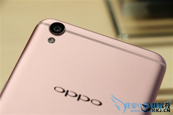 边框窄到BT!OPPO R9 Plus上手图赏:3299元