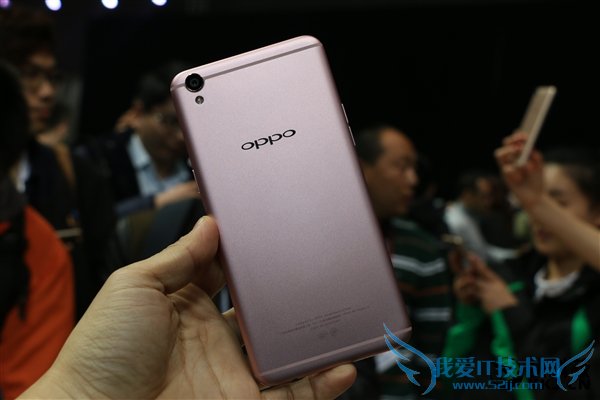 边框窄到BT!OPPO R9 Plus上手图赏:3299元