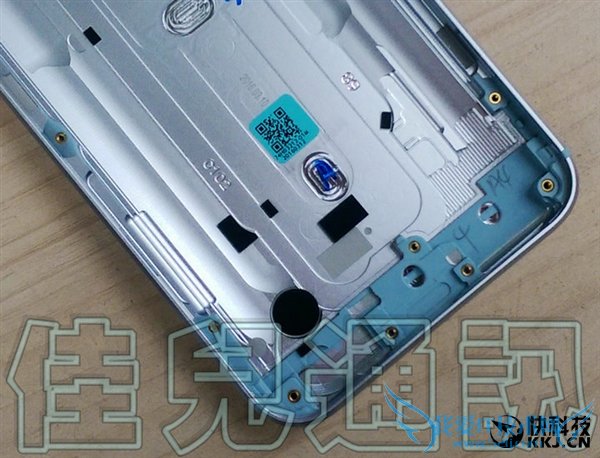 HTC新旗舰M10外形照曝光:全金属 质感十足