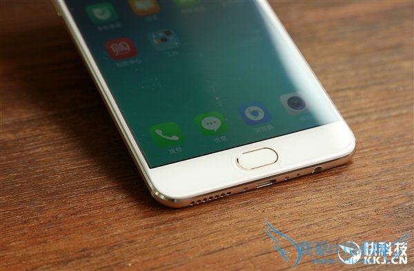 ϲĸɫ/õOPPO R9Աͼ