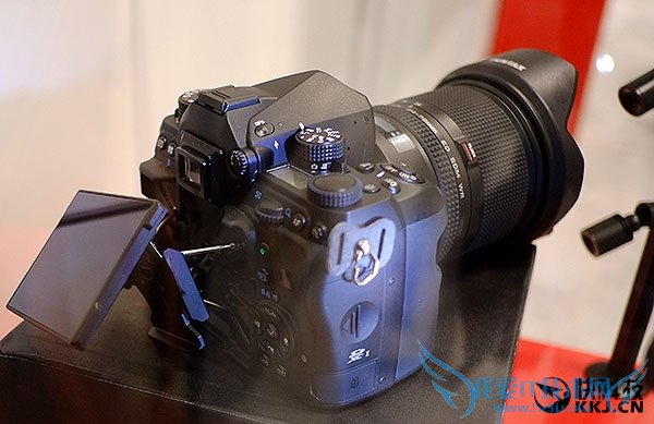 终于来了!宾得全画幅单反真机偷拍亮相
