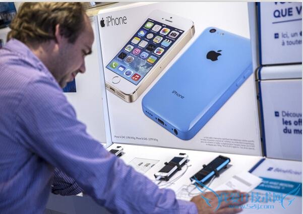 4个三星加起来都抵不过!6个数字告诉你苹果到底多有钱!