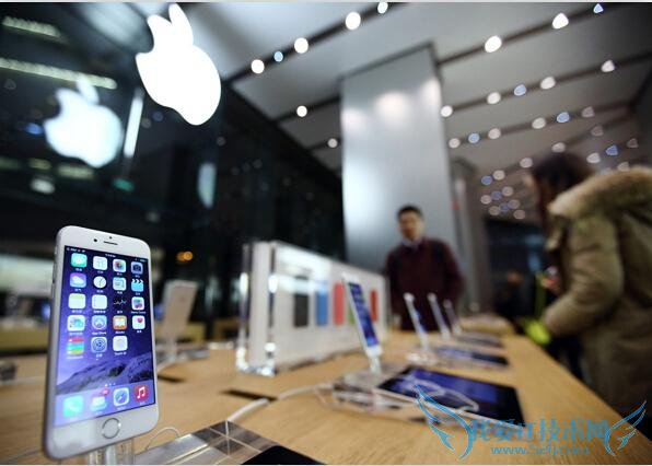 4个三星加起来都抵不过!6个数字告诉你苹果到底多有钱!