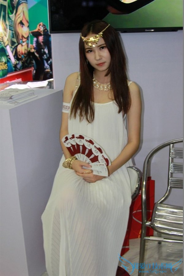 ձӰʦͷеCJչShowGirl 