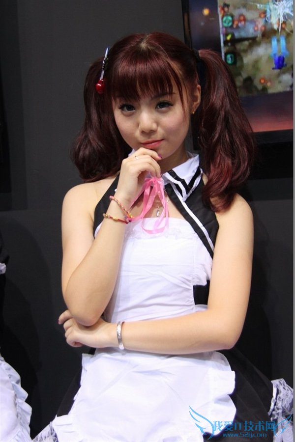 ձӰʦͷеCJչShowGirl 