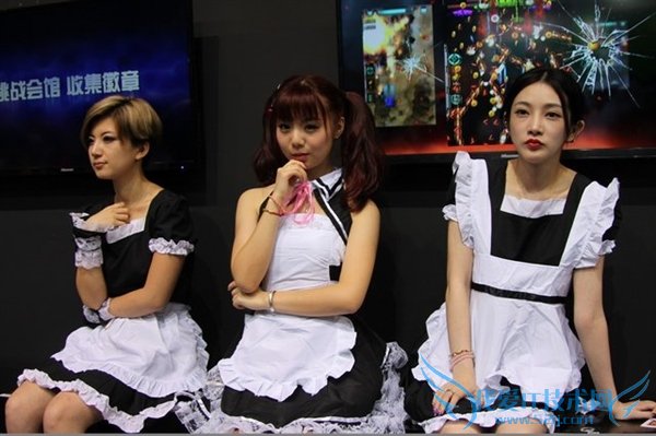 ձӰʦͷеCJչShowGirl 