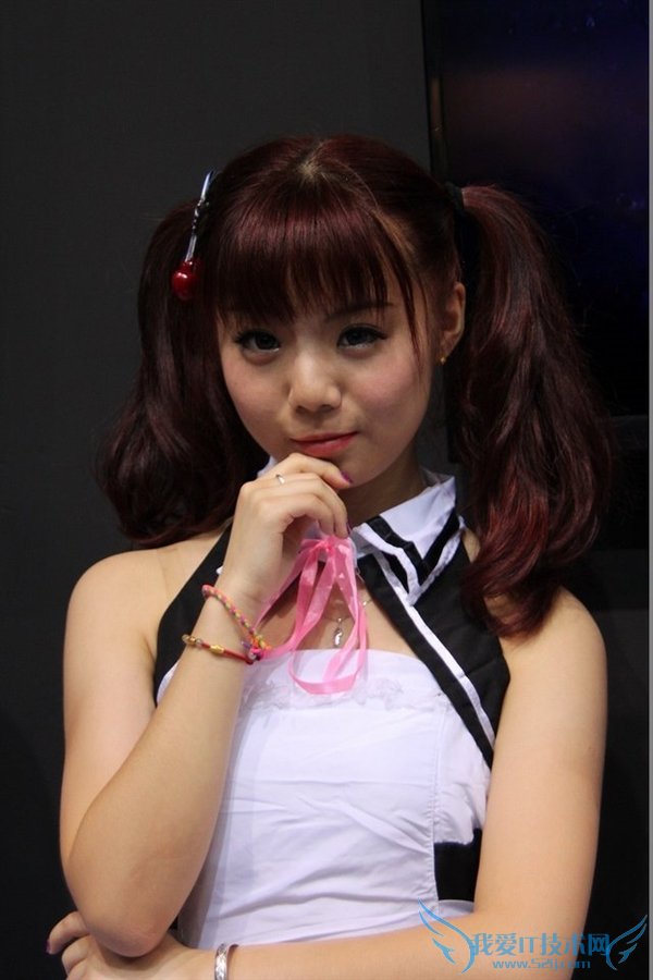 ձӰʦͷеCJչShowGirl 