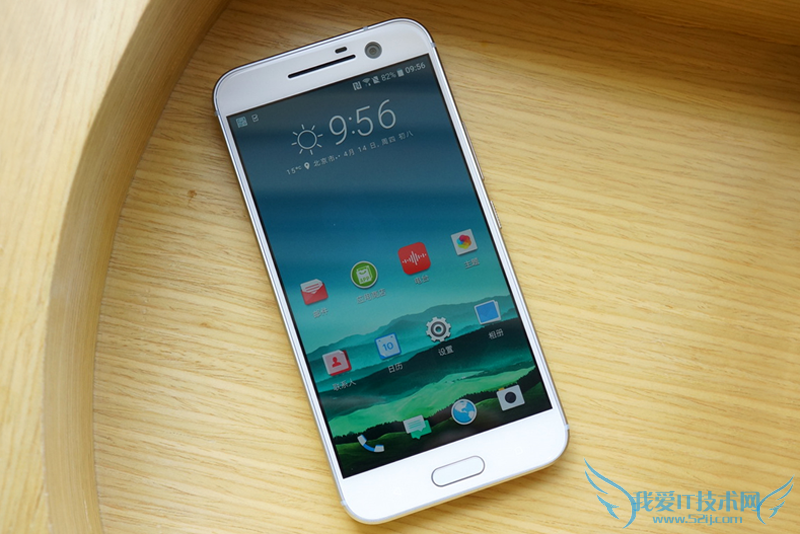 3799元!HTC 10上手体验:拍照媲美GS7