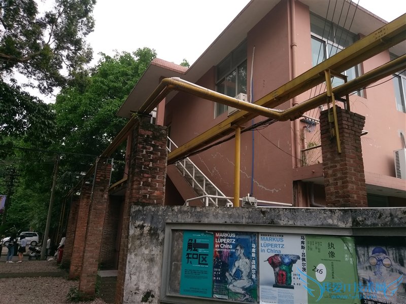 3799元!HTC 10上手体验:拍照媲美GS7