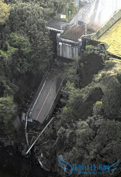 祸不单行!日本强震引燃火山:随时喷发