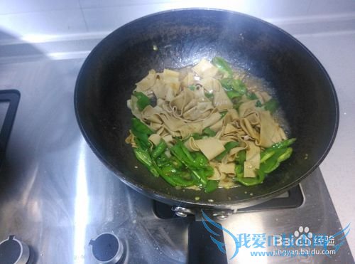尖椒干豆腐的简单做法