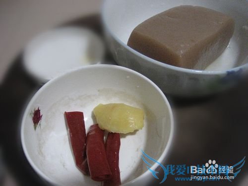 川味炒魔芋豆腐的做法