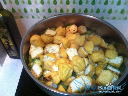 蒜香尖椒熘豆腐泡