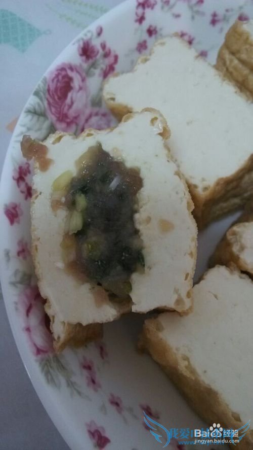 教你如何制作客家小葱酿豆腐