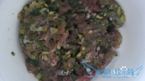 教你如何制作客家小葱酿豆腐