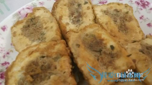 教你如何制作客家小葱酿豆腐