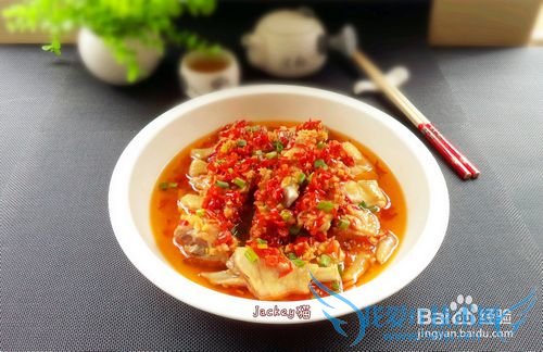 剁辣椒蒸鸡----家宴大菜