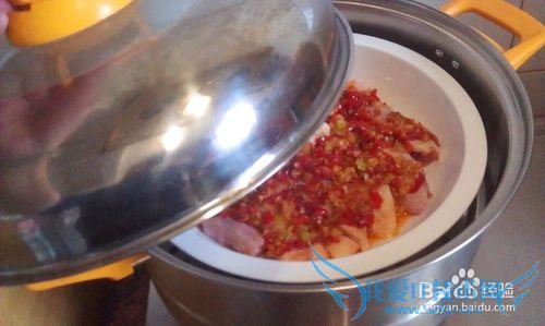 剁辣椒蒸鸡----家宴大菜