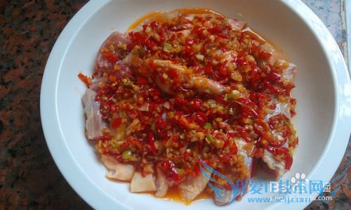 剁辣椒蒸鸡----家宴大菜