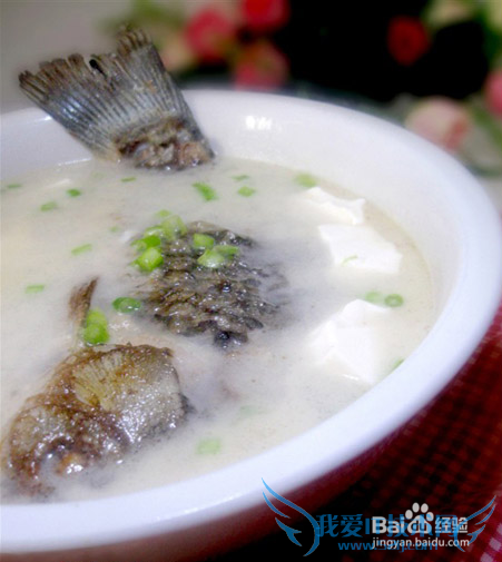 鲫鱼豆腐汤—孕妇补身子必备