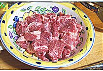 东北大酸菜炖梅肉萝卜豆腐