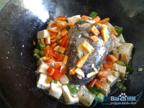 鱼头豆腐汤的做法——寒潮来袭暖胃汤