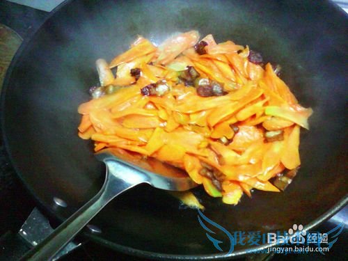 回锅肉烧红萝卜