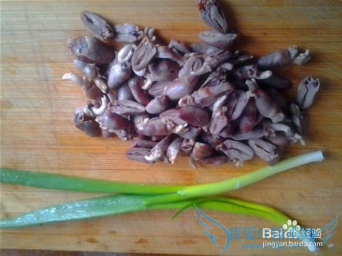 怎么做好吃的爆炒麻辣鸡心——口感鲜美劲道