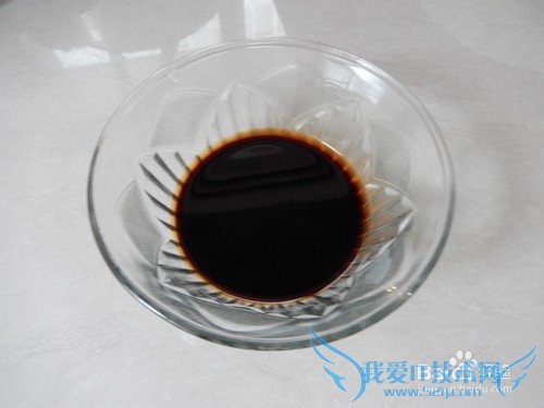 家常下饭菜:红烧鲫鱼豆腐