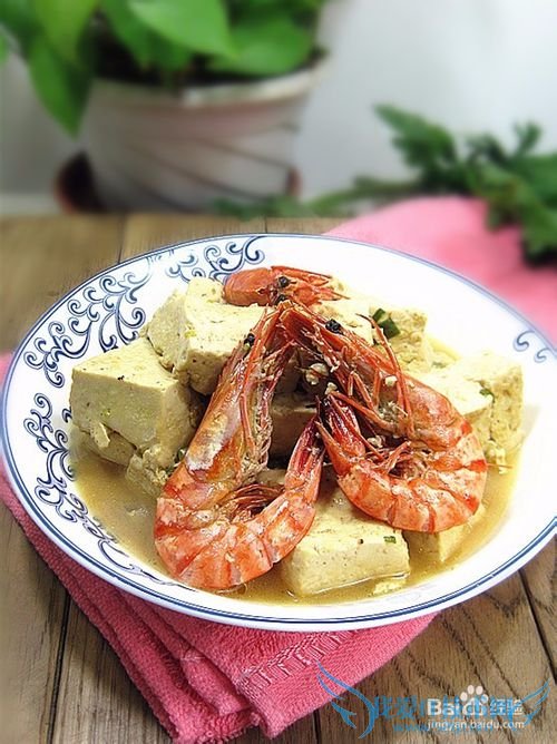 鲜虾炖豆腐味美养生