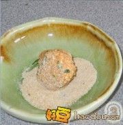 怎样做棕香粉蒸豆腐球