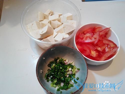 茄汁豆腐的做法。