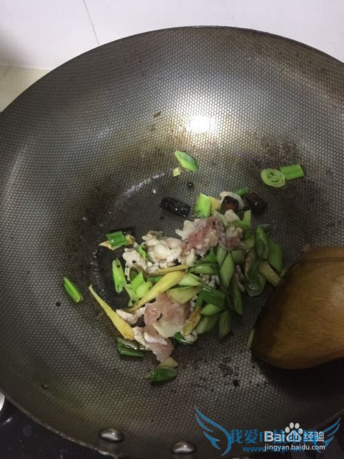 家常蘑菇炒肉