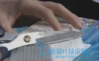 如何取出完整的盒装豆腐